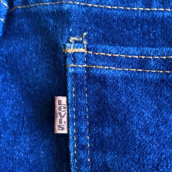 Vintage Levi’s 540 Relaxed Fit 34x27 Medium to Dark wash - Picture 10 of 13